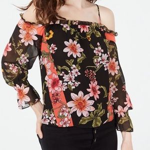 BRAND NEW XS Guess floral top